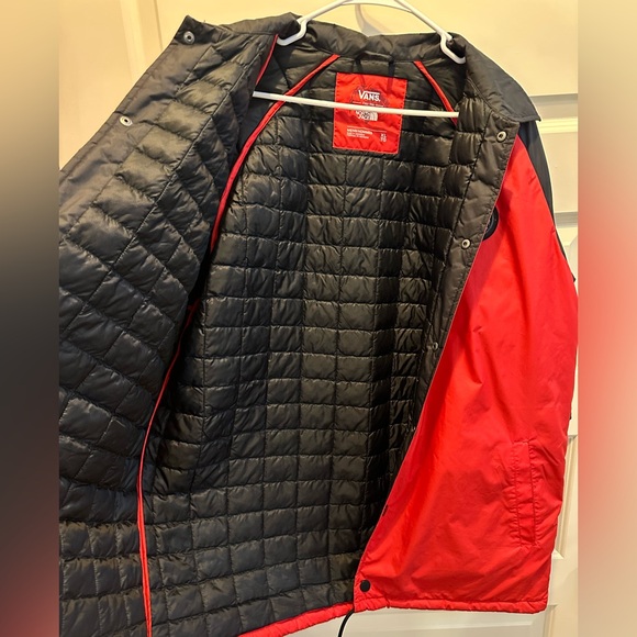 Vans x The North Face Jacket - Picture 6 of 6